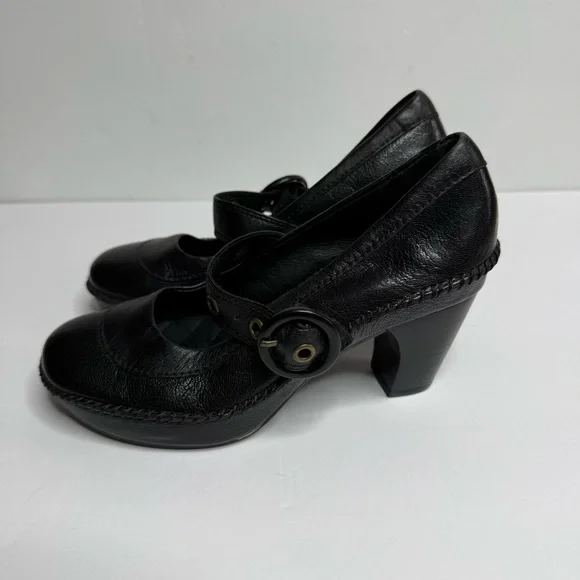 Clarks Black Leather block heel Pump with Strap Women Dress Shoes size 5 - Picture 2 of 9